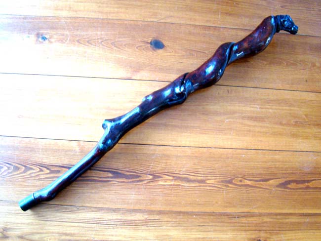 A fabulous 19th century carved walking stick with dog's head knob circa 1875 — image 2